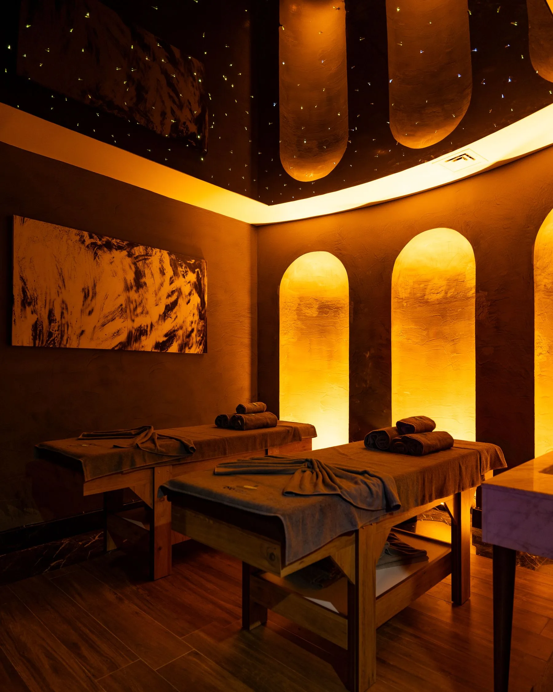 A warm and restorative Mayad Spa treatment setting